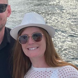 Meet your Posher, Brandi